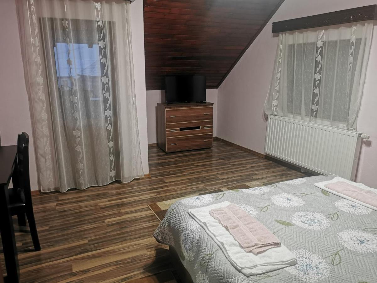 Apartament Casa Suzy&Roxy Arpasu de Jos Zewnętrze zdjęcie